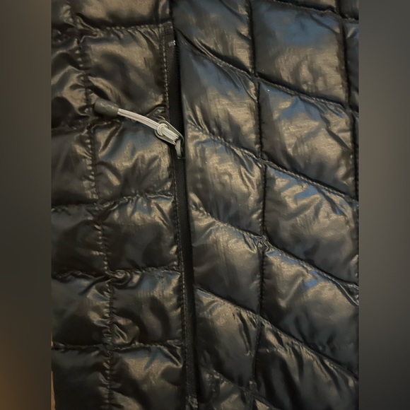 The North Face Vest - Picture 8 of 9